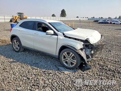 Czwarte zdjęcie samochodu z boku: 2017 MERCEDES-BENZ GLA 250 VIN:WDCTG4EB6HJ334284 - miniatura