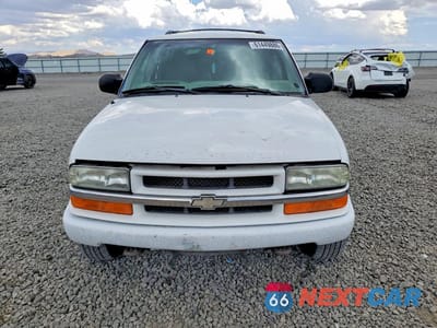 Piąte zdjęcie samochodu w środku: 2002 CHEVROLET BLAZER VIN:1GNDT13W92K152534 - miniatura