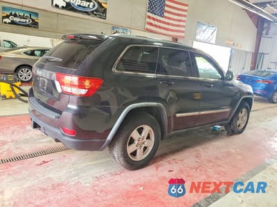Trzecie zdjęcie samochodu z tyłu: 2011 JEEP GRAND CHEROKEE LAREDO VIN:1J4RR4GG1BC570933 - miniatura