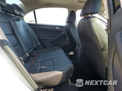 Zdjęcie 10 z 13 samochodu: 2017 VOLKSWAGEN JETTA SEL VIN:3VWL17AJ7HM382429 - miniatura