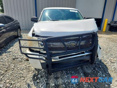 Piąte zdjęcie samochodu w środku: 2011 CHEVROLET SILVERADO C1500 LS VIN:1GCRCREA9BZ334739 - miniatura