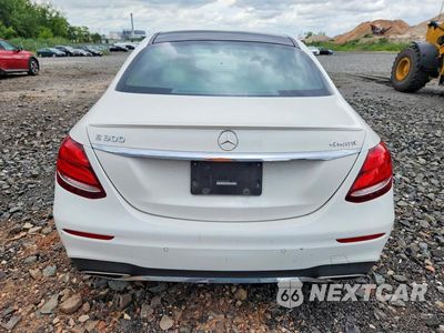 Zdjęcie 6 z 12 samochodu: 2019 MERCEDES-BENZ E 300 4MATIC VIN:WDDZF4KBXKA627982 - miniatura