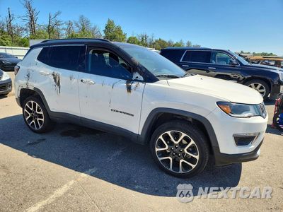 Czwarte zdjęcie samochodu z boku: 2018 JEEP COMPASS LIMITED VIN:3C4NJDCB4JT177274 - miniatura