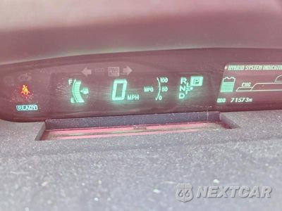 Zdjęcie 9 z 13 samochodu: 2010 TOYOTA PRIUS II VIN:JTDKN3DU5A0221846 - miniatura