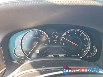Zdjęcie 9 z 12 samochodu: 2019 BMW 740 XI VIN:WBA7E4C58KGV70298 - miniatura