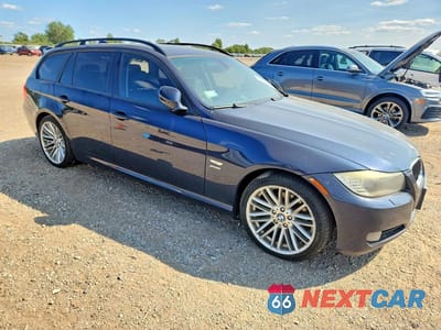 Czwarte zdjęcie samochodu z boku: 2009 BMW 328 XIT VIN:WBAUU33509A540046 - miniatura