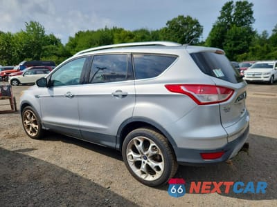 Drugie zdjęcie samochodu z przodu: 2016 FORD ESCAPE TITANIUM VIN:1FMCU9J98GUB90633 - miniatura
