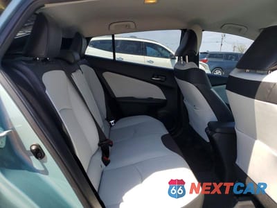 Zdjęcie 10 z 12 samochodu: 2019 TOYOTA PRIUS XLE VIN:JTDKARFU7K3081133 - miniatura