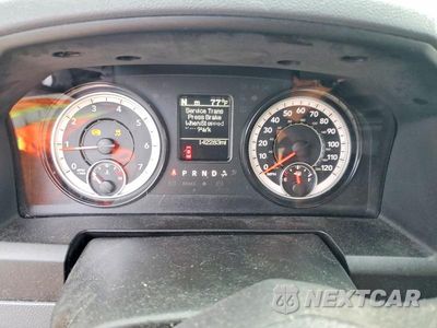Zdjęcie 9 z 12 samochodu: 2019 RAM 1500 CLASSIC SLT VIN:1C6RR7GG1KS700195 - miniatura