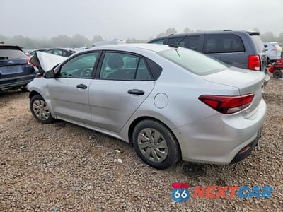 Drugie zdjęcie samochodu z przodu: 2018 KIA RIO LX VIN:3KPA24AB7JE133272 - miniatura
