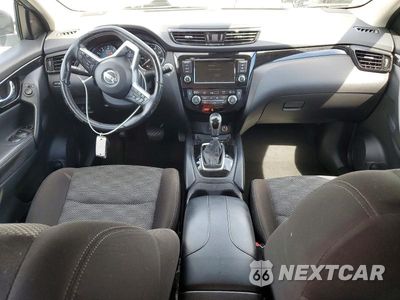 Zdjęcie 8 z 12 samochodu: 2021 NISSAN ROGUE SPORT SV VIN:JN1BJ1BV5MW317251 - miniatura