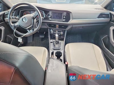 Zdjęcie 8 z 12 samochodu: 2019 VOLKSWAGEN JETTA S VIN:3VWC57BUXKM081531 - miniatura
