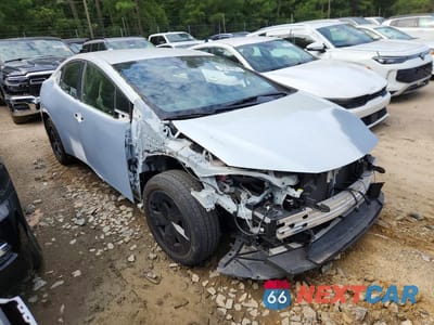 Czwarte zdjęcie samochodu z boku: 2023 TOYOTA PRIUS LE VIN:JTDADABU2P3002338 - miniatura