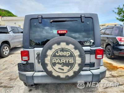 Zdjęcie 6 z 13 samochodu: 2017 JEEP WRANGLER UNLIMITED SPORT VIN:1C4BJWDG2HL556255 - miniatura