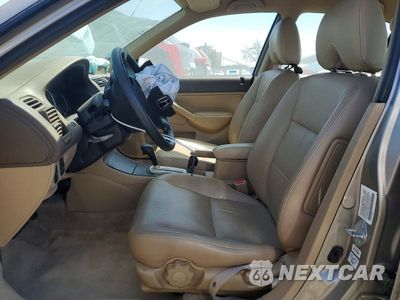 Zdjęcie 7 z 12 samochodu: 2005 HONDA CIVIC LX VIN:2HGES16655H545617 - miniatura