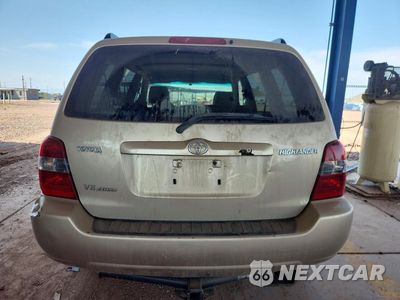 Zdjęcie 6 z 14 samochodu: 2005 TOYOTA HIGHLANDER BASE VIN:JTEEP21AX50133940 - miniatura