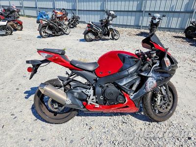 2013 SUZUKI GSX-R600 JS1GN7FA1D2102713 - główne zdjęcie licytacji z USA - miniatura