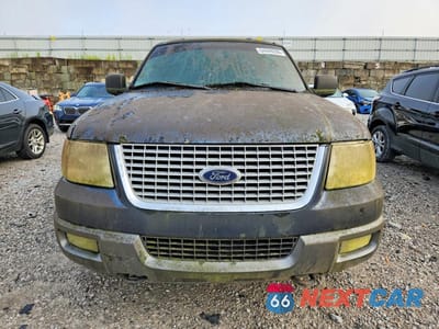 Piąte zdjęcie samochodu w środku: 2005 FORD EXPEDITION XLT VIN:1FMFU16515LA87674 - miniatura