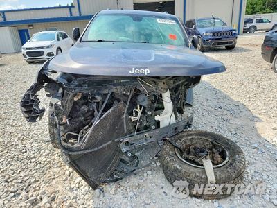 Piąte zdjęcie samochodu w środku: 2021 JEEP GRAND CHEROKEE LAREDO VIN:1C4RJFAG9MC526327 - miniatura