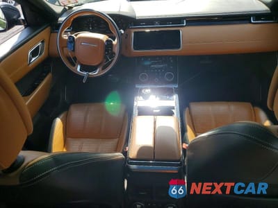 Zdjęcie 8 z 13 samochodu: 2019 LAND ROVER RANGE ROVER VELAR R-DYNAMIC SE VIN:SALYL2EX7KA797252 - miniatura