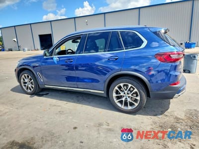 Drugie zdjęcie samochodu z przodu: 2022 BMW X5 XDRIVE40I VIN:5UXCR6C07N9K71186 - miniatura