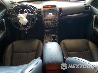 Zdjęcie 8 z 13 samochodu: 2014 KIA SORENTO EX V6 VIN:5XYKUDA70EG524895 - miniatura