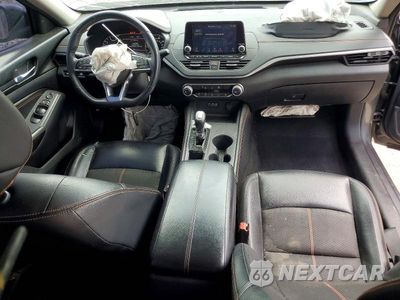 Zdjęcie 8 z 13 samochodu: 2019 NISSAN ALTIMA SR VIN:1N4BL4CV4KC174790 - miniatura