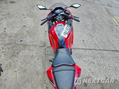 Zdjęcie 6 z 9 samochodu: 2016 KAWASAKI EX300 B VIN:JKAEX8B17GDA27153 - miniatura