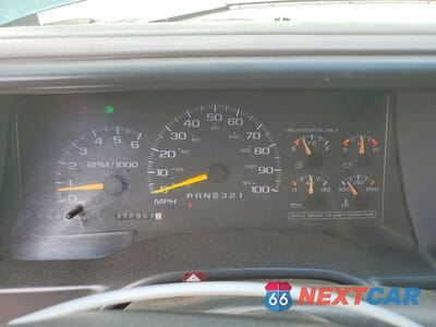 Zdjęcie 9 z 13 samochodu: 1997 CHEVROLET SUBURBAN K1500 VIN:3GNFK16R8VG117402 - miniatura