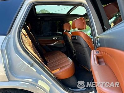 Zdjęcie 9 z 10 samochodu: 2019 BMW X5 XDRIVE50I VIN:5UXJU2C53KLN49994 - miniatura