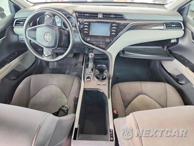 Zdjęcie 8 z 12 samochodu: 2019 TOYOTA CAMRY LE VIN:4T1B31HK1KU508772 - miniatura