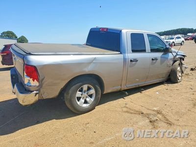 Trzecie zdjęcie samochodu z tyłu: 2020 RAM 1500 CLASSIC TRADESMAN VIN:1C6RR6FT9LS138881 - miniatura