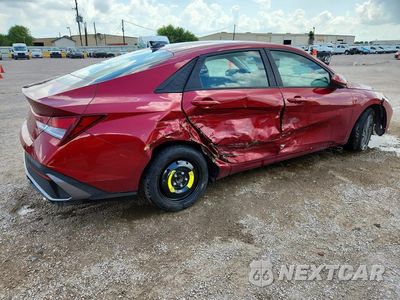 Trzecie zdjęcie samochodu z tyłu: 2024 HYUNDAI ELANTRA SEL VIN:KMHLM4DG3RU738294 - miniatura