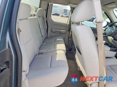 Zdjęcie 10 z 12 samochodu: 2013 CHEVROLET SILVERADO K1500 LT VIN:1GCRKSE71DZ309285 - miniatura