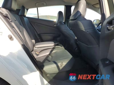 Zdjęcie 10 z 12 samochodu: 2017 TOYOTA PRIUS PRIME PREMIUM VIN:JTDKARFP4H3008157 - miniatura