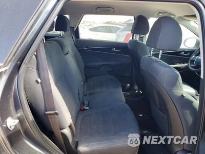 Zdjęcie 10 z 12 samochodu: 2020 KIA SORENTO S VIN:5XYPG4A56LG625092 - miniatura