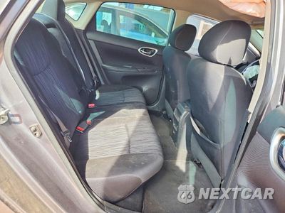 Zdjęcie 10 z 12 samochodu: 2019 NISSAN SENTRA SV VIN:3N1AB7AP4KL604212 - miniatura