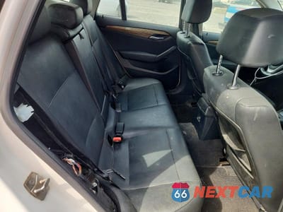 Zdjęcie 10 z 12 samochodu: 2013 BMW X1 SDRIVE28I VIN:WBAVM1C55DVL64072 - miniatura