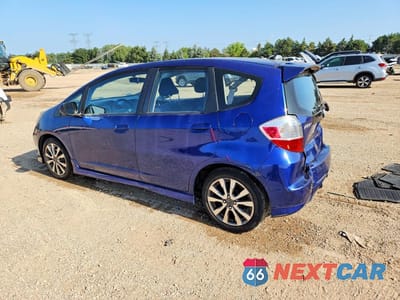 Drugie zdjęcie samochodu z przodu: 2012 HONDA FIT SPORT VIN:JHMGE8H56CC039921 - miniatura