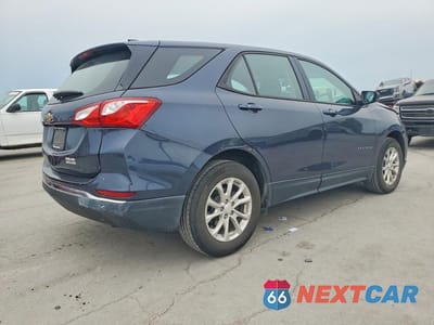 Trzecie zdjęcie samochodu z tyłu: 2018 CHEVROLET EQUINOX LS VIN:3GNAXHEV0JL108469 - miniatura
