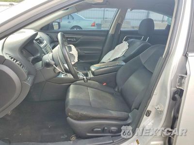 Zdjęcie 7 z 12 samochodu: 2016 NISSAN ALTIMA 2.5 SR VIN:1N4AL3AP8GC277728 - miniatura