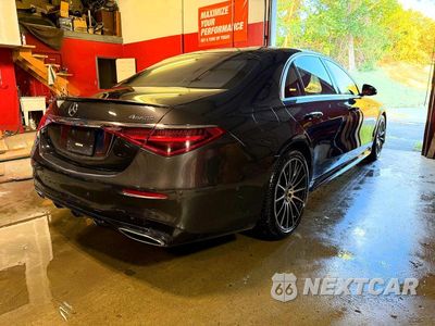 Czwarte zdjęcie samochodu z boku: 2022 MERCEDES-BENZ S 580 4MATIC VIN:W1K6G7GB2NA127510 - miniatura