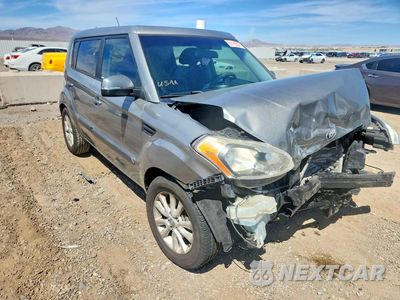 Czwarte zdjęcie samochodu z boku: 2013 KIA SOUL + VIN:KNDJT2A62D7599152 - miniatura