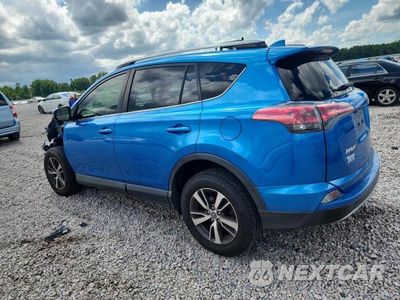 Drugie zdjęcie samochodu z przodu: 2017 TOYOTA RAV4 XLE VIN:JTMWFREV6HJ113457 - miniatura