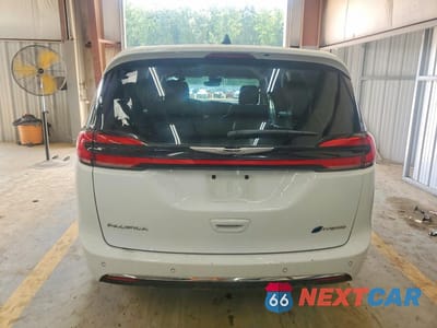 Zdjęcie 6 z 12 samochodu: 2024 CHRYSLER PACIFICA HYBRID SELECT VIN:2C4RC1S72RR123803 - miniatura