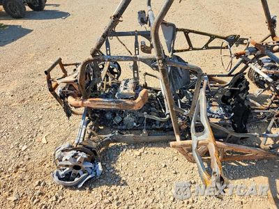 Zdjęcie 6 z 10 samochodu: 2014 POLARIS RZR 1000 XP EPS VIN:4XAST1EA1EF358050 - miniatura