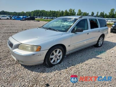 2005 VOLVO V70 FWD YV1SW592352486558 - główne zdjęcie licytacji z USA - miniatura