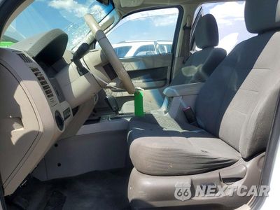 Zdjęcie 7 z 14 samochodu: 2009 FORD ESCAPE XLT VIN:1FMCU03G39KA52147 - miniatura