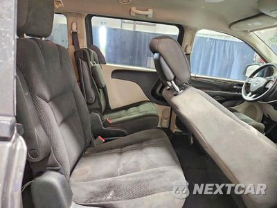 Zdjęcie 11 z 13 samochodu: 2019 DODGE GRAND CARAVAN SE VIN:2C4RDGBG4KR778969 - miniatura