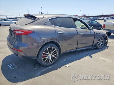 Trzecie zdjęcie samochodu z tyłu: 2017 MASERATI LEVANTE S SPORT VIN:ZN661YUS8HX243817 - miniatura